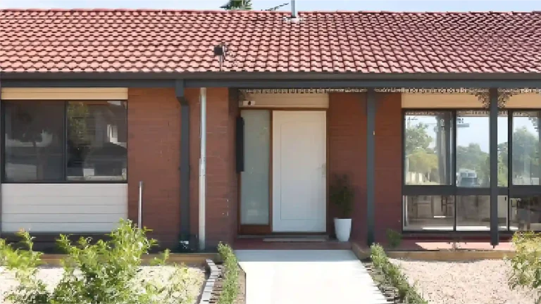 Melbourne Property Preparers after photo of suburban home in Melbourne with neat front yard trimmed shrubs clean pathway and uncluttered porch for improved property presentation